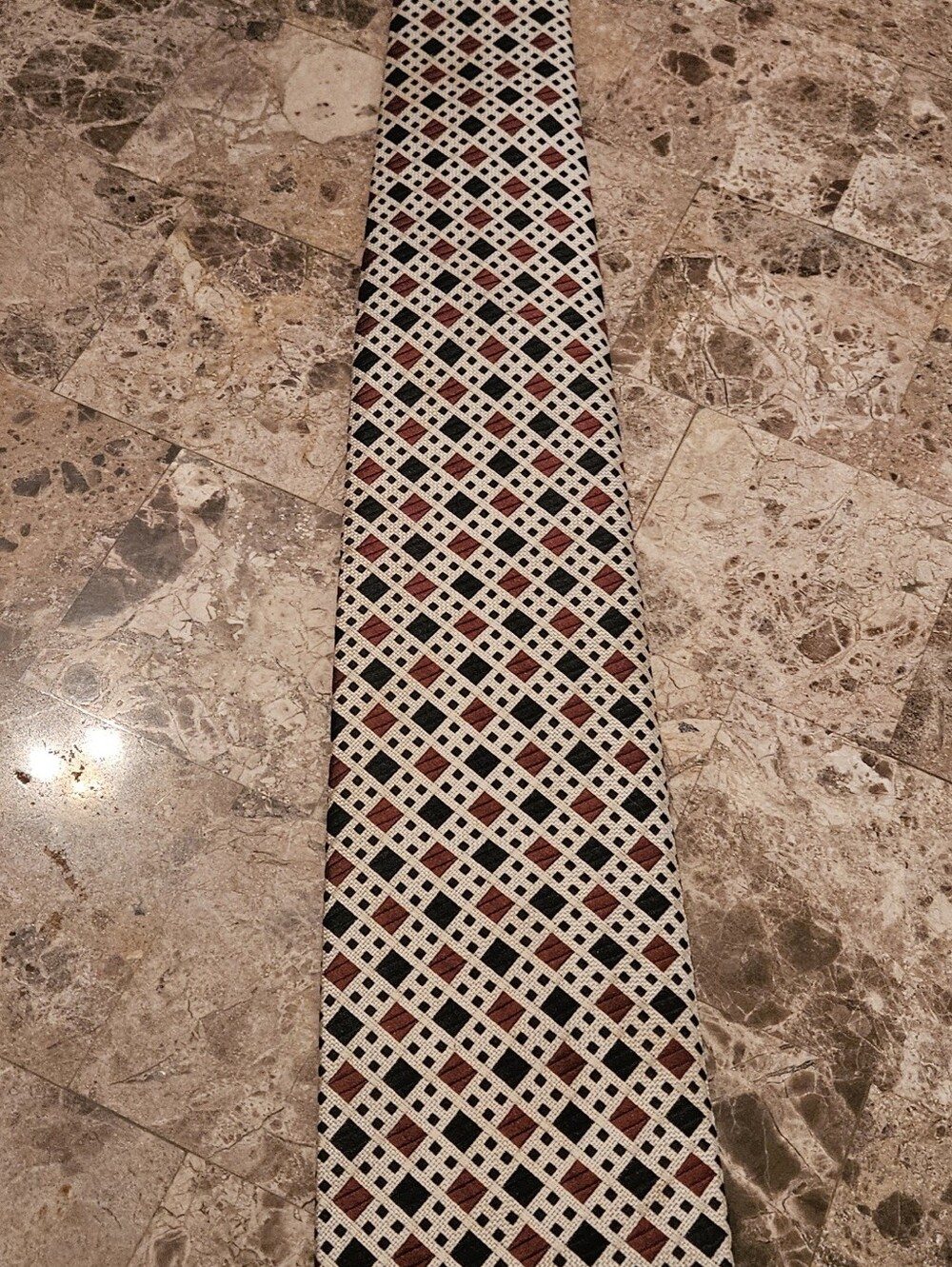 Givency Tie
